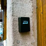 Oldtown By Staystay, Close To Castle & Main Market Square 아파트 *