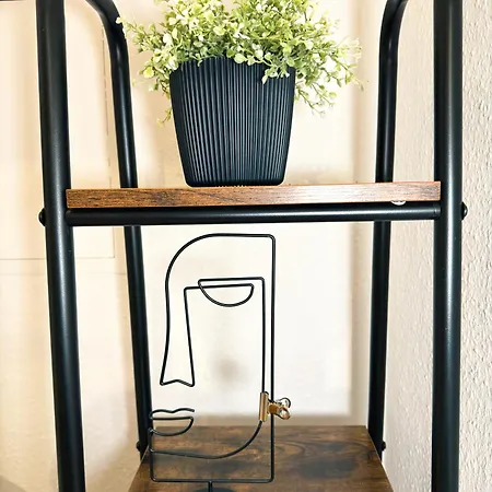 Lägenhet Oldtown By Staystay, Close To Castle & Main Market Square *