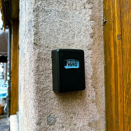 Oldtown By Staystay, Close To Castle & Main Market Square Lägenhet *