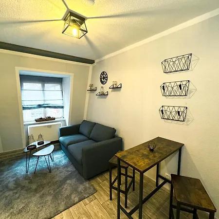 Oldtown By Staystay, Close To Castle & Main Market Square Lägenhet
